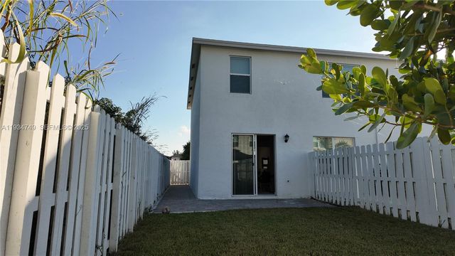 12913 SW 265th Ter 1, Homestead, FL 33032