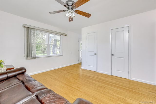 1 Hillside Avenue, Monsey, NY 10952