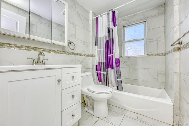 1 Hillside Avenue, Monsey, NY 10952