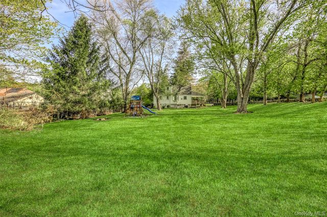 1 Hillside Avenue, Monsey, NY 10952