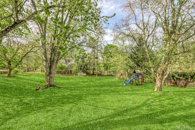 1 Hillside Avenue, Monsey, NY 10952