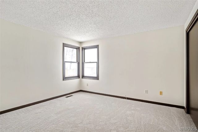 383 South Ellicott Creek, Amherst, NY 14228