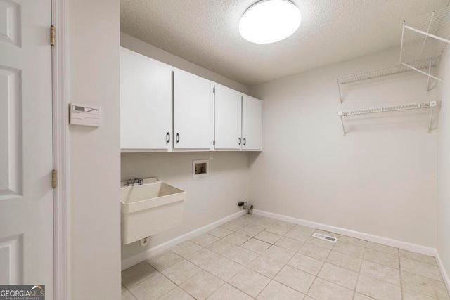 102 Leconte N, Warner Robins, GA 31088