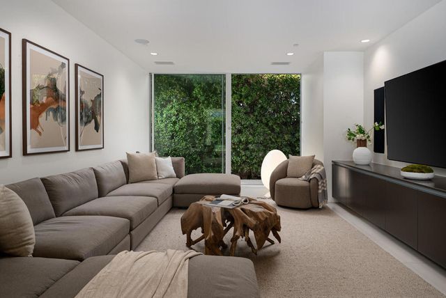 3088 Linea Terrace, Palm Springs, CA 92264