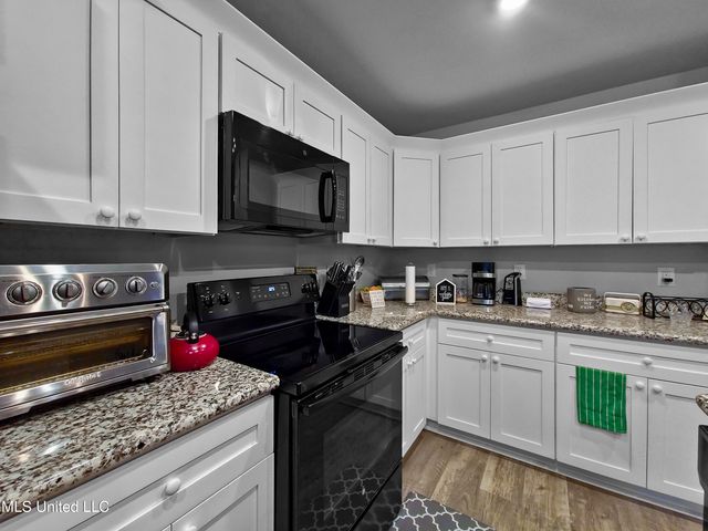 18225 Mill Cove, Gulfport, MS 39503