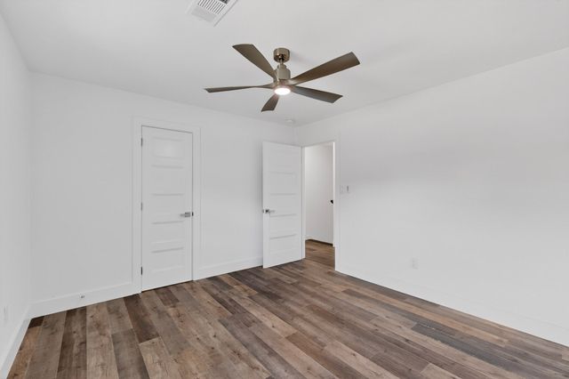 150 S Woodland Trail, Double Oak, TX 75077