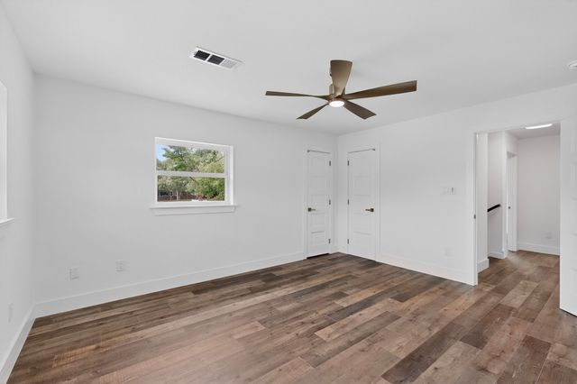 150 S Woodland Trail, Double Oak, TX 75077