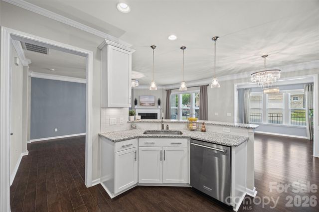 5125 Mount Clare Lane, Charlotte, NC 28210