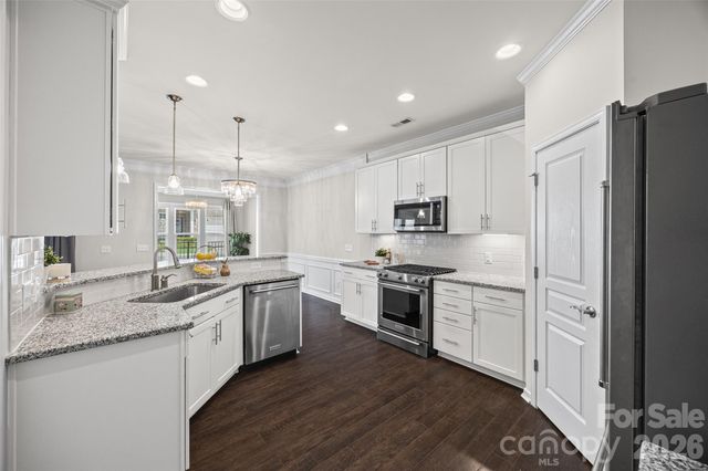 5125 Mount Clare Lane, Charlotte, NC 28210