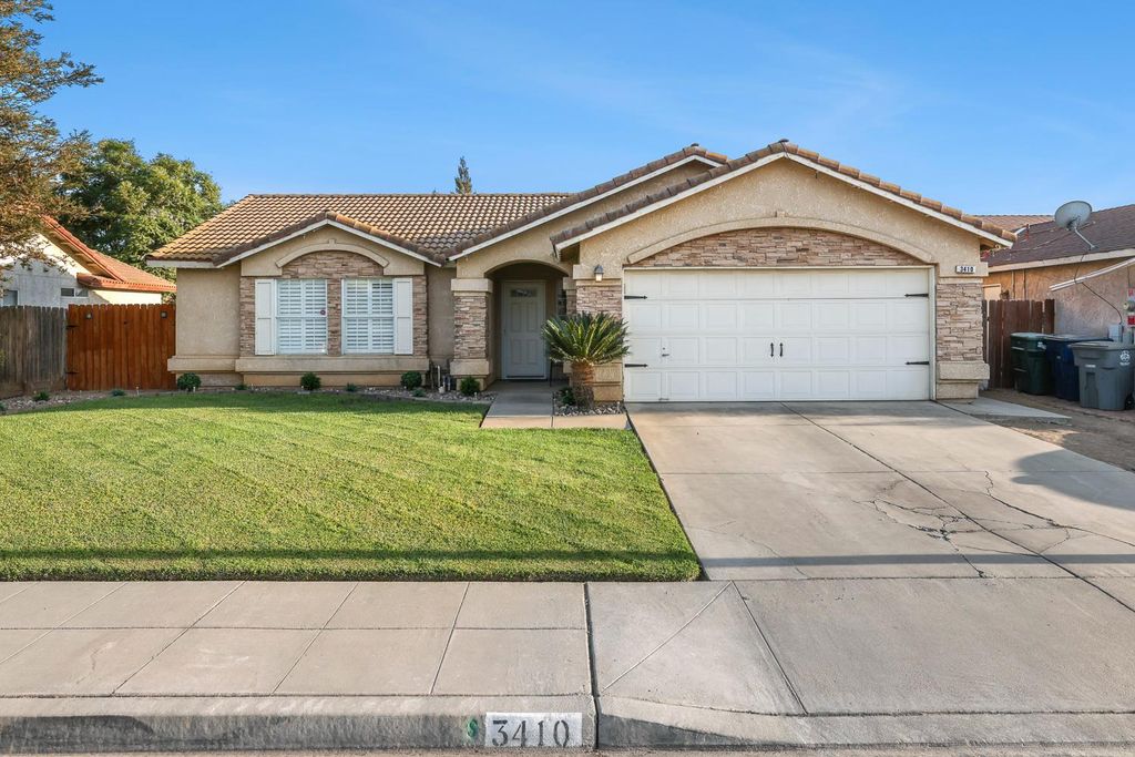 Image 1 of property listing at 3410 Winter Way, Madera, CA 93637