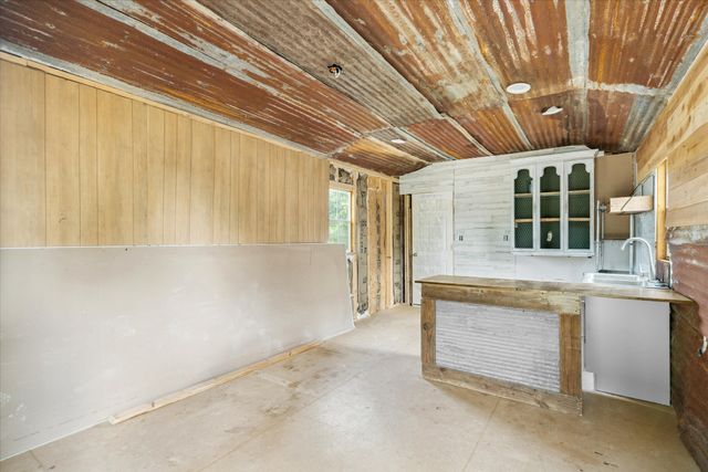 167 County Road 2724, Mineola, TX 75773