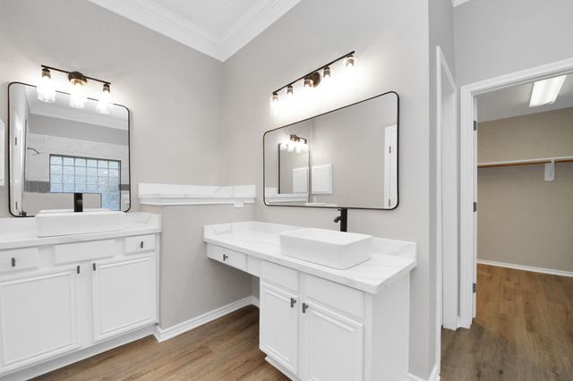 1410 Long View Drive, Pearland, TX 77581