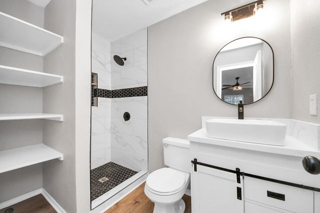 1410 Long View Drive, Pearland, TX 77581