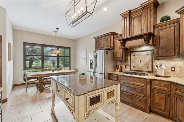 1620 Castellina Court, Edmond, OK 73034