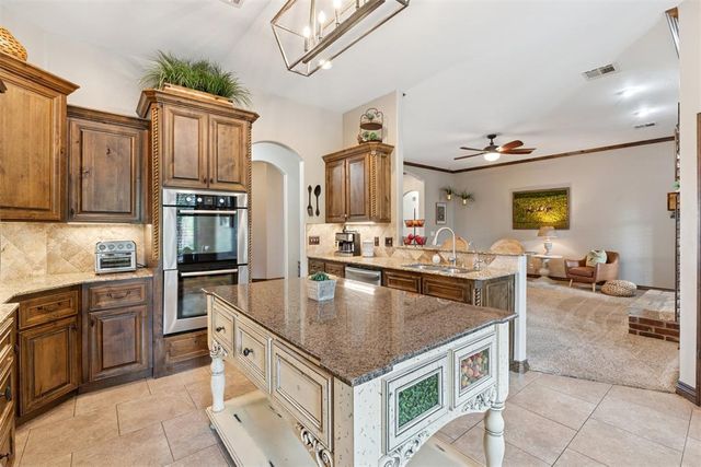 1620 Castellina Court, Edmond, OK 73034