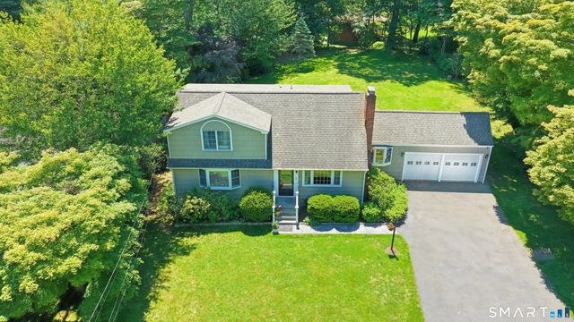 62 Wampus Way, Fairfield, CT 06825