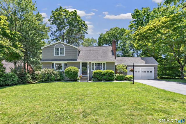62 Wampus Way, Fairfield, CT 06825