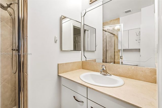 2080 S Ocean Dr 103, Hallandale Beach, FL 33009