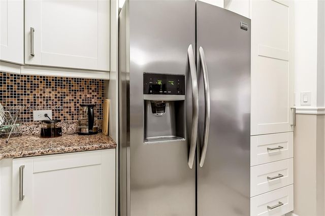 2080 S Ocean Dr 103, Hallandale Beach, FL 33009