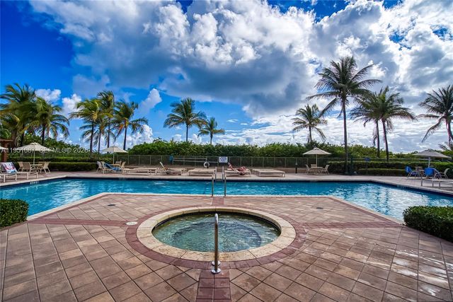 2080 S Ocean Dr 103, Hallandale Beach, FL 33009