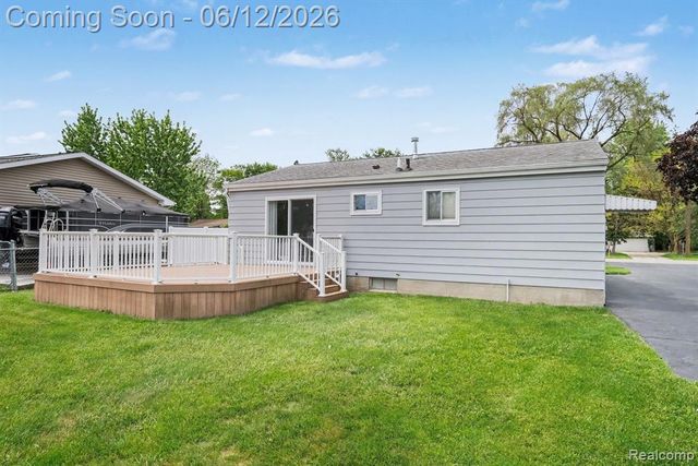 4083 Bristolwood Drive, Flint, MI 48507