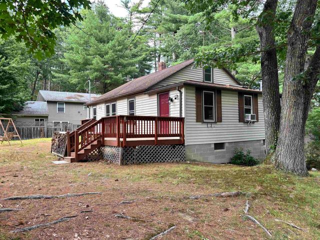 13 2nd Street, Kingston, NH 03848
