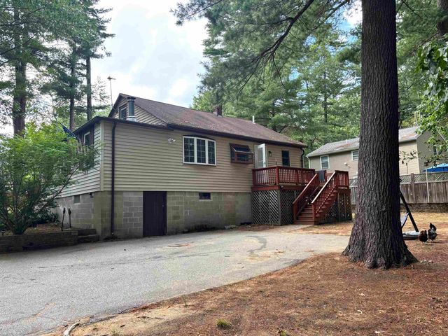 13 2nd Street, Kingston, NH 03848