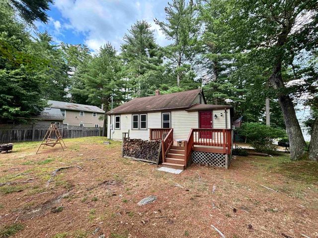 13 2nd Street, Kingston, NH 03848