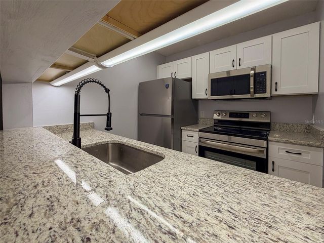 3921 SW 34TH STREET 301, Gainesville, FL 32608