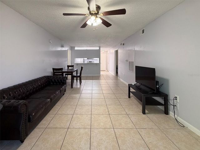 3921 SW 34TH STREET 301, Gainesville, FL 32608