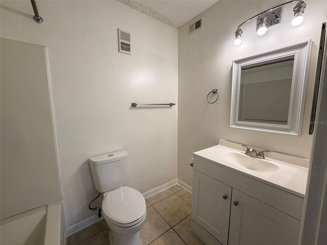 3921 SW 34TH STREET 301, Gainesville, FL 32608