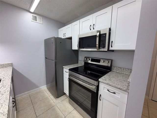 3921 SW 34TH STREET 301, Gainesville, FL 32608