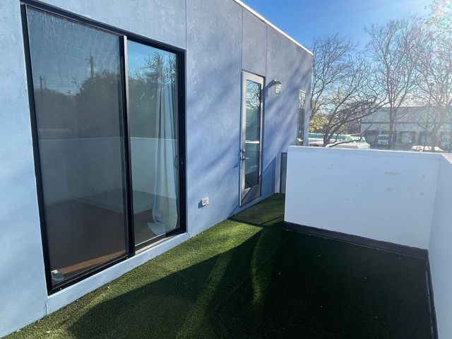 1105 Altum ST, Austin, TX 78721