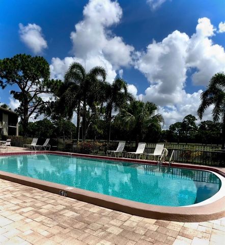 4606 WEYBRIDGE 26, Sarasota, FL 34235