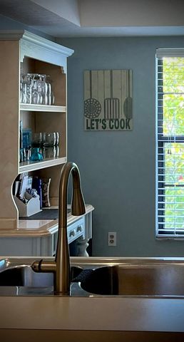 4606 WEYBRIDGE 26, Sarasota, FL 34235