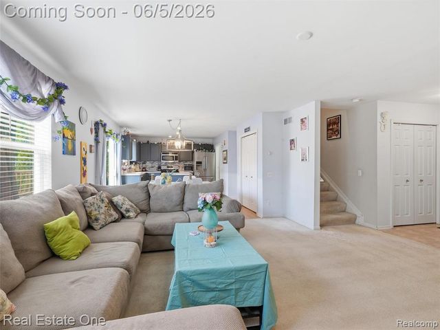 7794 Paint Creek Drive, Ypsilanti, MI 48197