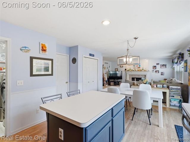 7794 Paint Creek Drive, Ypsilanti, MI 48197