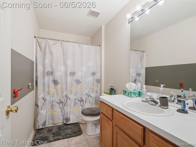 7794 Paint Creek Drive, Ypsilanti, MI 48197