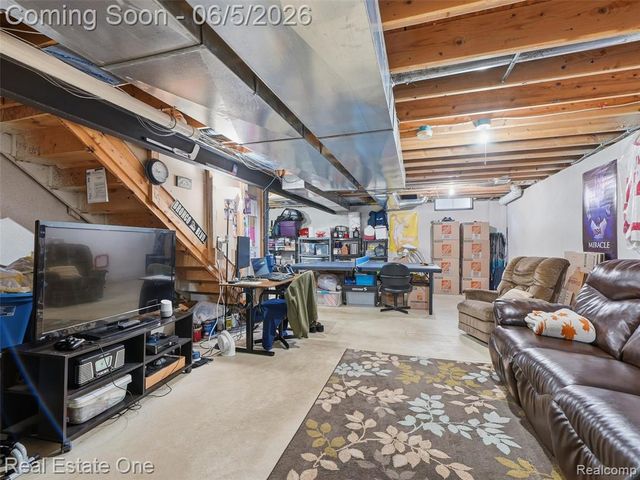7794 Paint Creek Drive, Ypsilanti, MI 48197