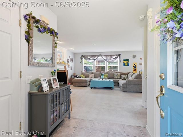 7794 Paint Creek Drive, Ypsilanti, MI 48197