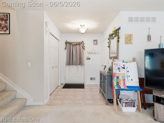 7794 Paint Creek Drive, Ypsilanti, MI 48197