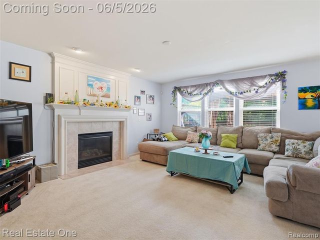 7794 Paint Creek Drive, Ypsilanti, MI 48197