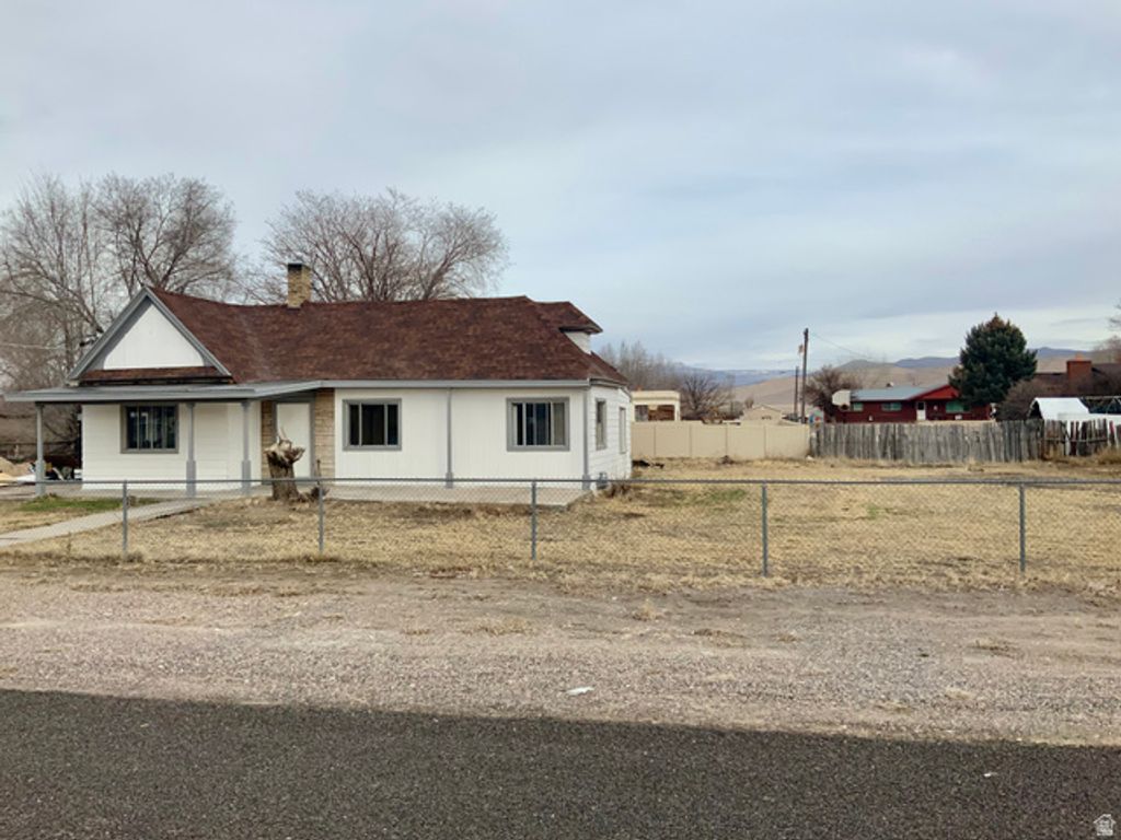 25 S 100 E, Redmond, UT 84652