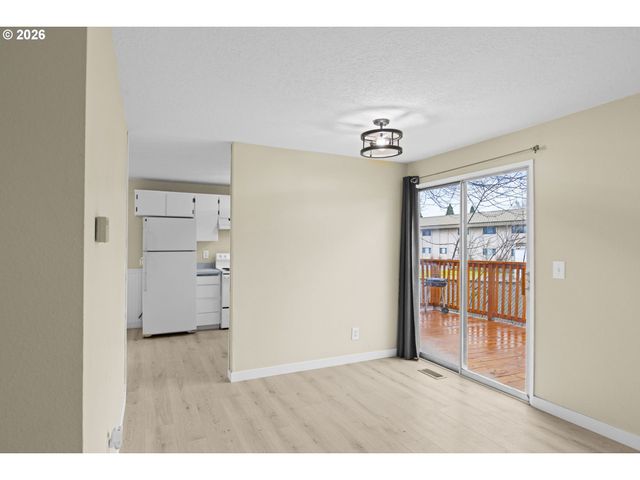 1610 Ne 235TH Ave, Troutdale, OR 97060