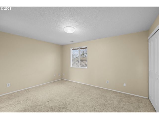 1610 Ne 235TH Ave, Troutdale, OR 97060