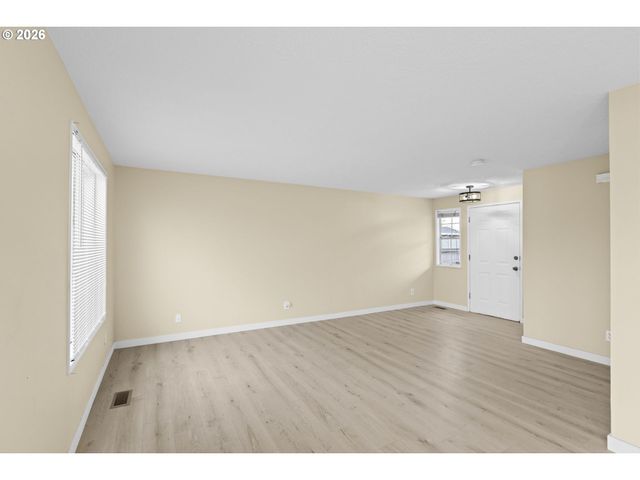 1610 Ne 235TH Ave, Troutdale, OR 97060