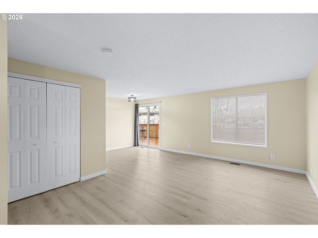 1610 Ne 235TH Ave, Troutdale, OR 97060