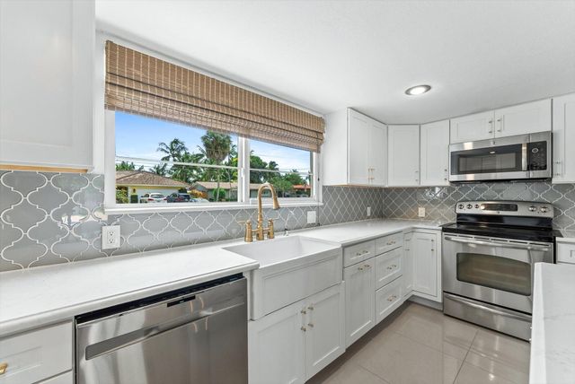 1051 NW 3rd Street, Boca Raton, FL 33486