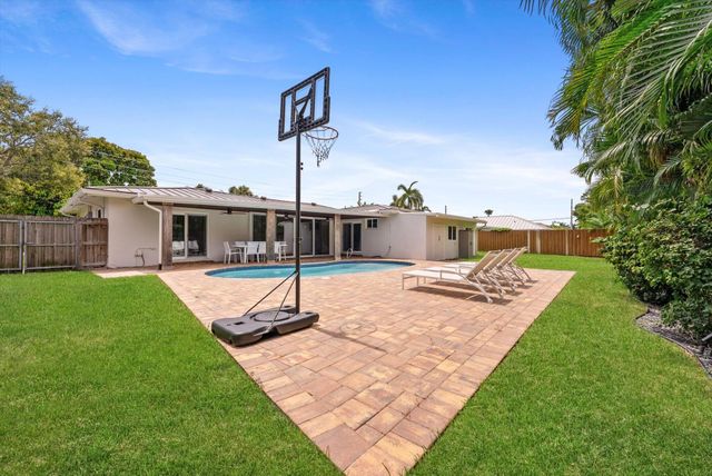1051 NW 3rd Street, Boca Raton, FL 33486