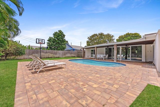 1051 NW 3rd Street, Boca Raton, FL 33486